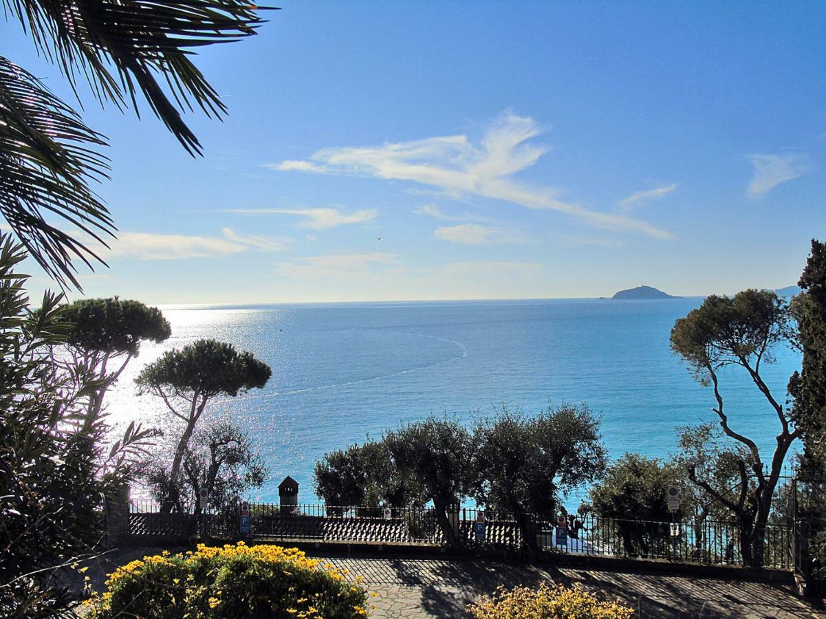 Fiori Sul Mare Apartment เตลลาโร ภายนอก รูปภาพ