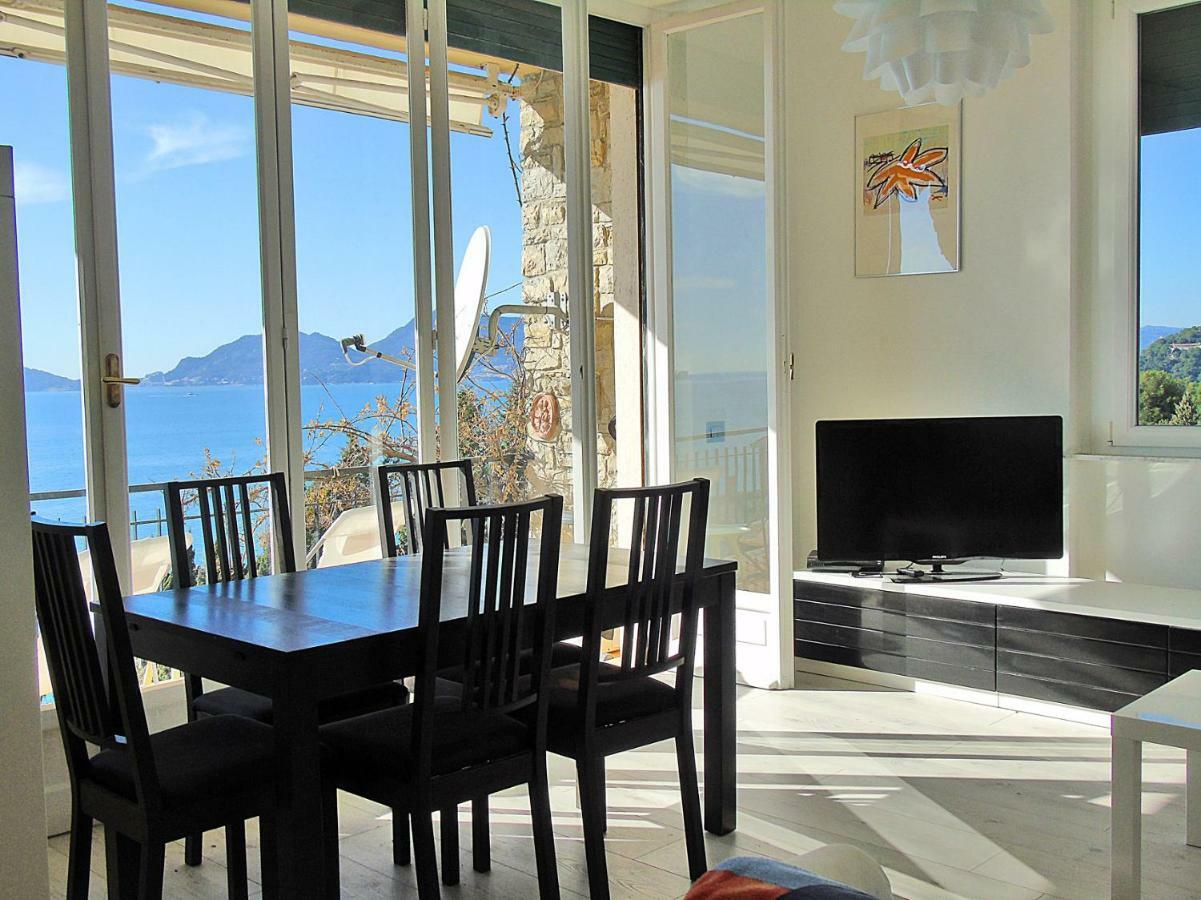 Fiori Sul Mare Apartment เตลลาโร ภายนอก รูปภาพ